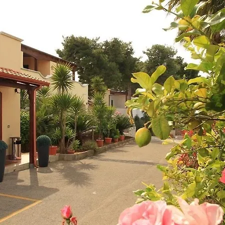 Club Bellavista Hotel 3*